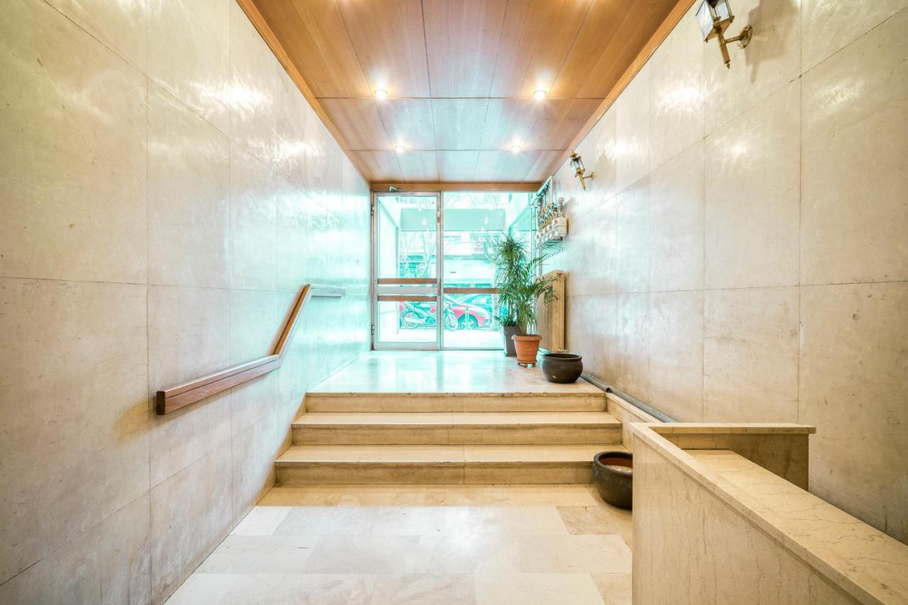 Bright Spacious Luxury Apartment In Prime Central Atena Exterior foto