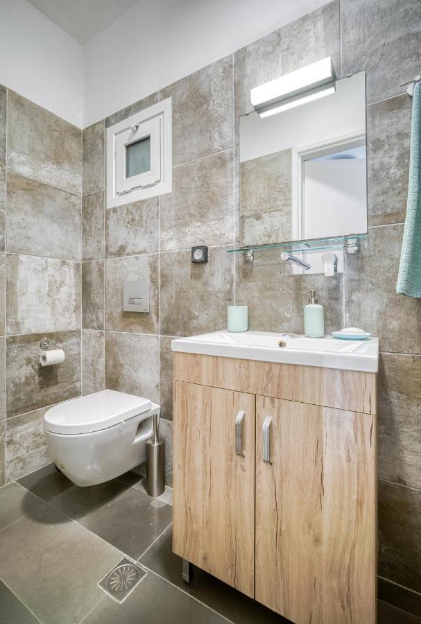 Bright Spacious Luxury Apartment In Prime Central Atena Exterior foto